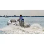 10882