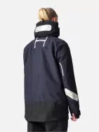 10722