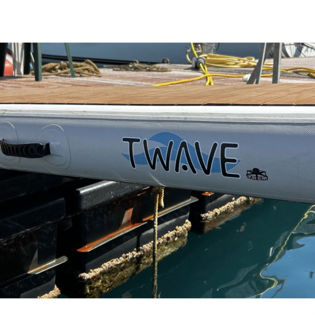 Floating inflatable gangway T-WAVE  200x60xH17