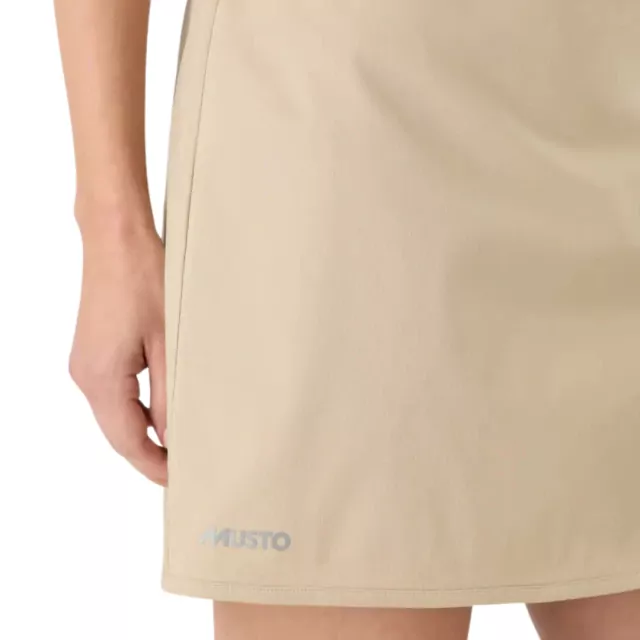 Musto Γυναικεία Fast Dry Φούστα-Σορτς Μπεζ
