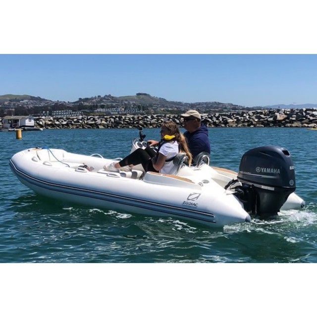 Inflatable ZODIAC RIB yachtiline Neoprene White with console and seat (Polyester Hull)