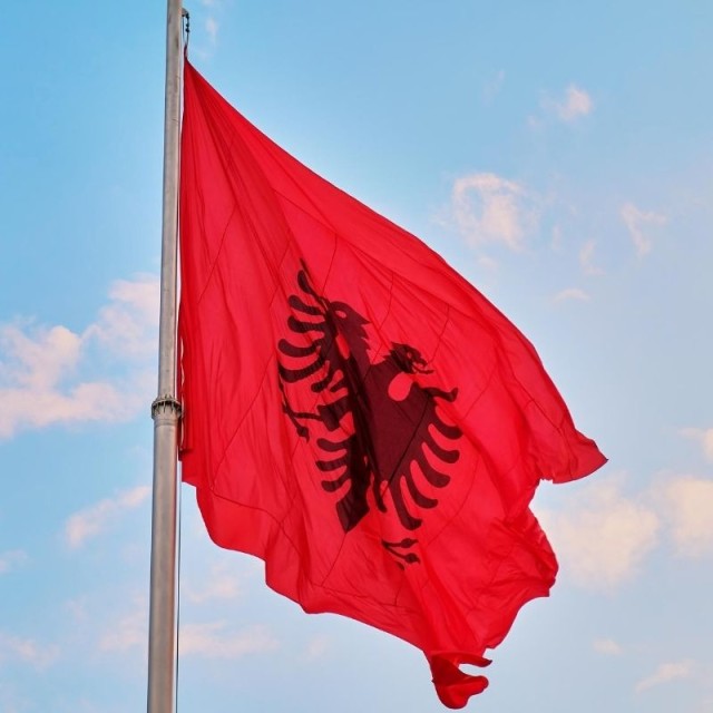 Σημαία Αλβανιας